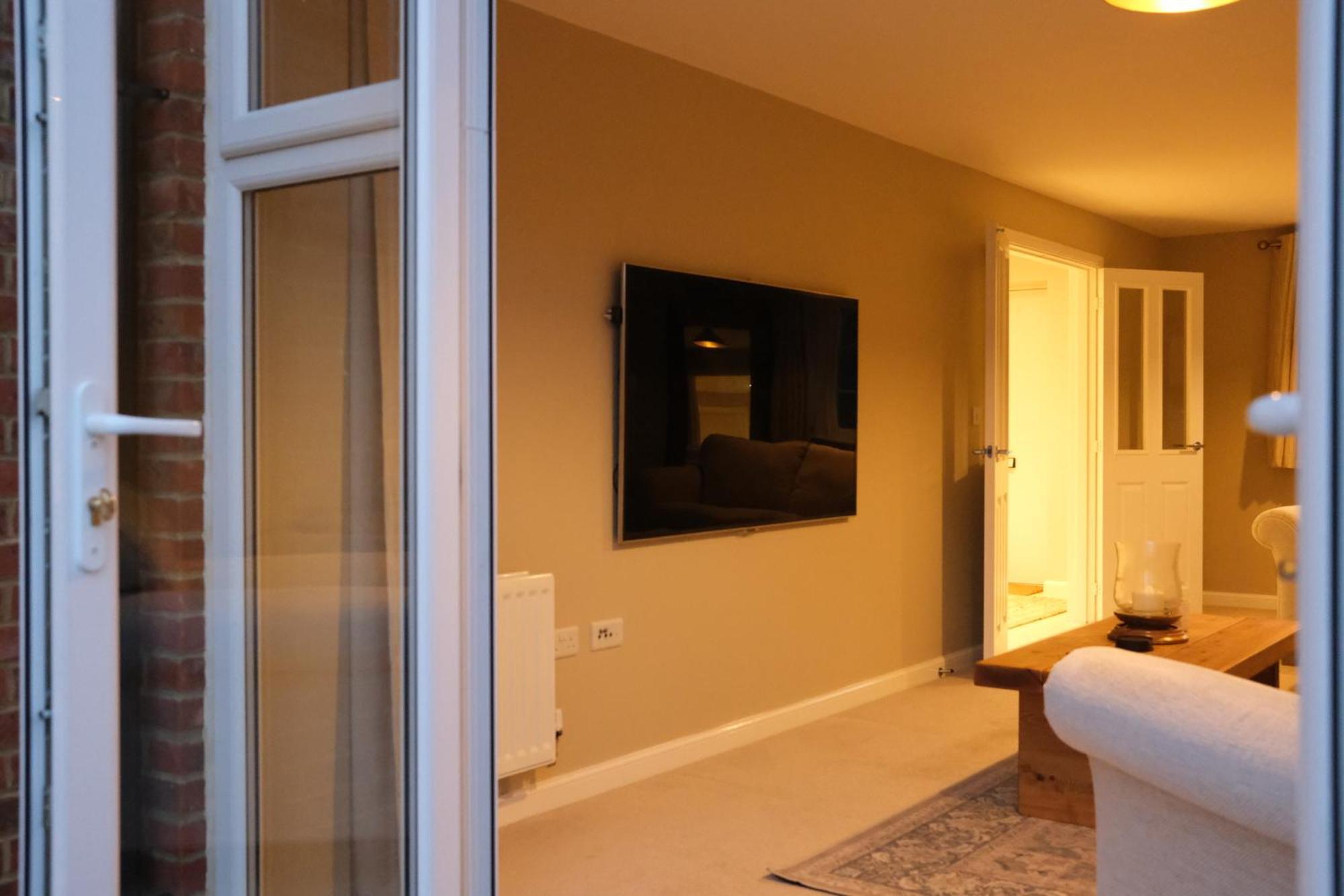 Luxury 6-Bedroom House 5 Minutes From Bicester Village Shopping Outlet Chesterton  エクステリア 写真