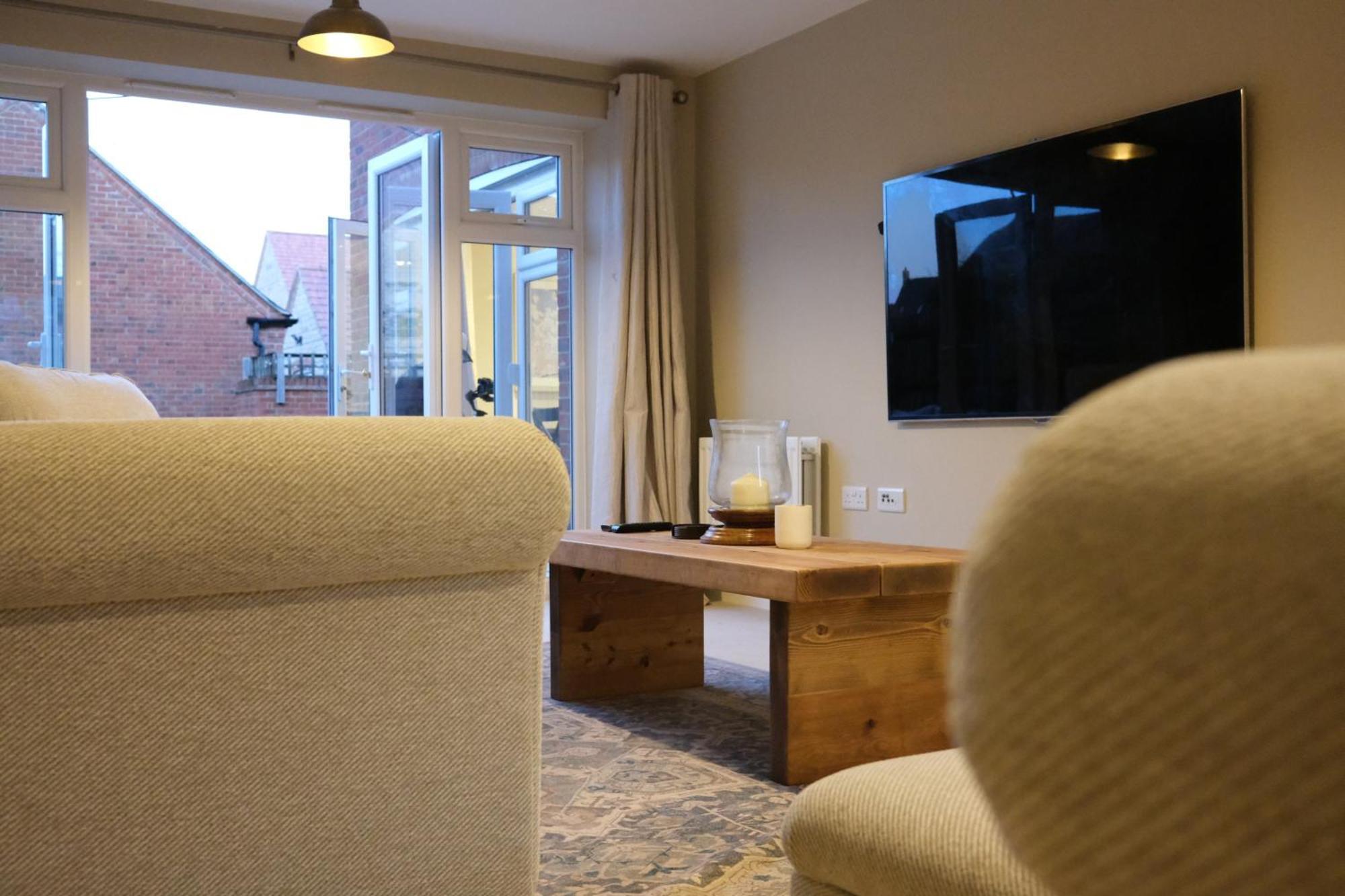 Luxury 6-Bedroom House 5 Minutes From Bicester Village Shopping Outlet Chesterton  エクステリア 写真