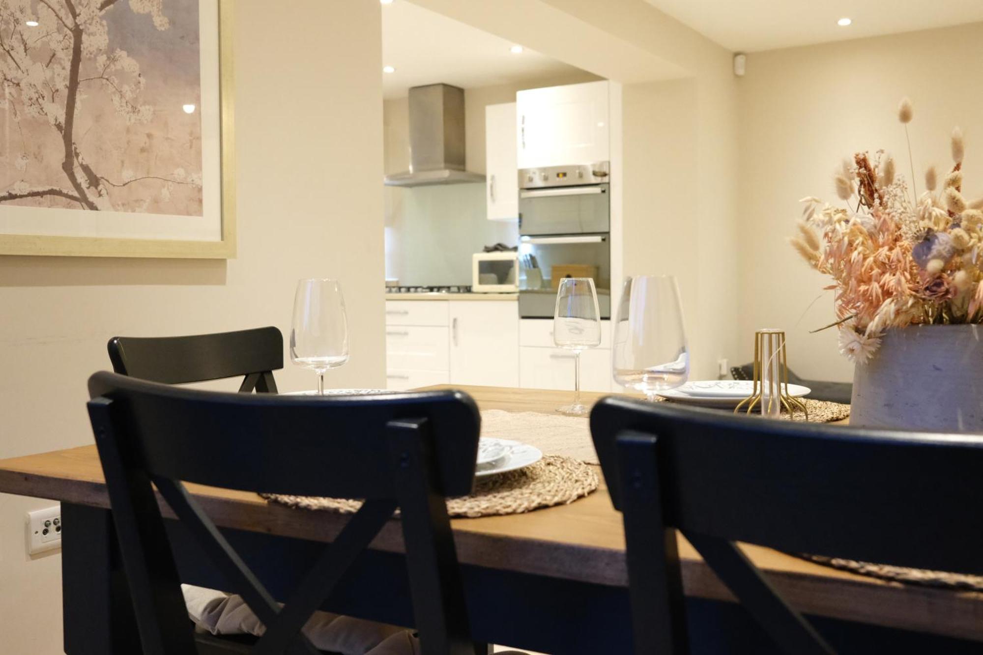 Luxury 6-Bedroom House 5 Minutes From Bicester Village Shopping Outlet Chesterton  エクステリア 写真