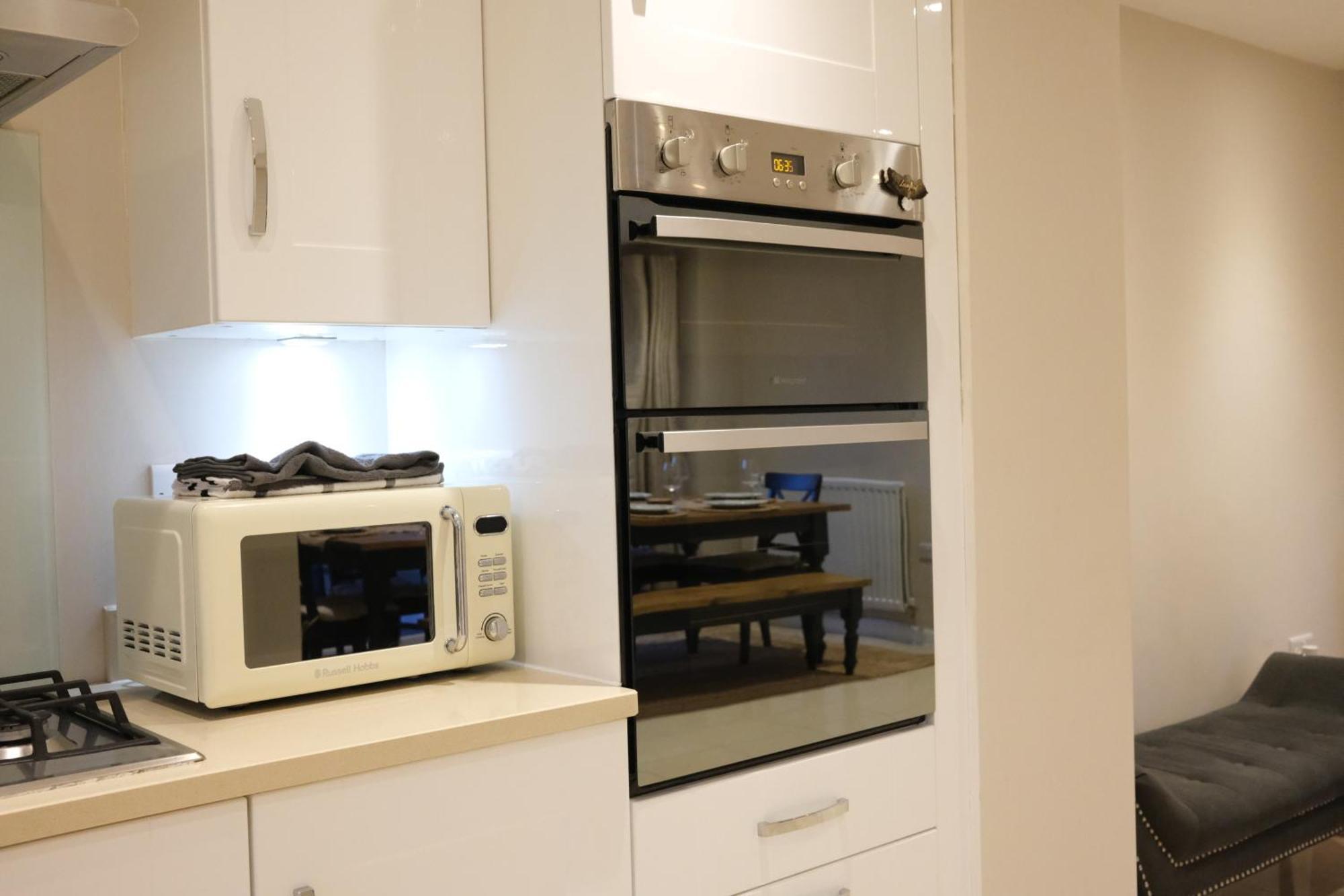 Luxury 6-Bedroom House 5 Minutes From Bicester Village Shopping Outlet Chesterton  エクステリア 写真